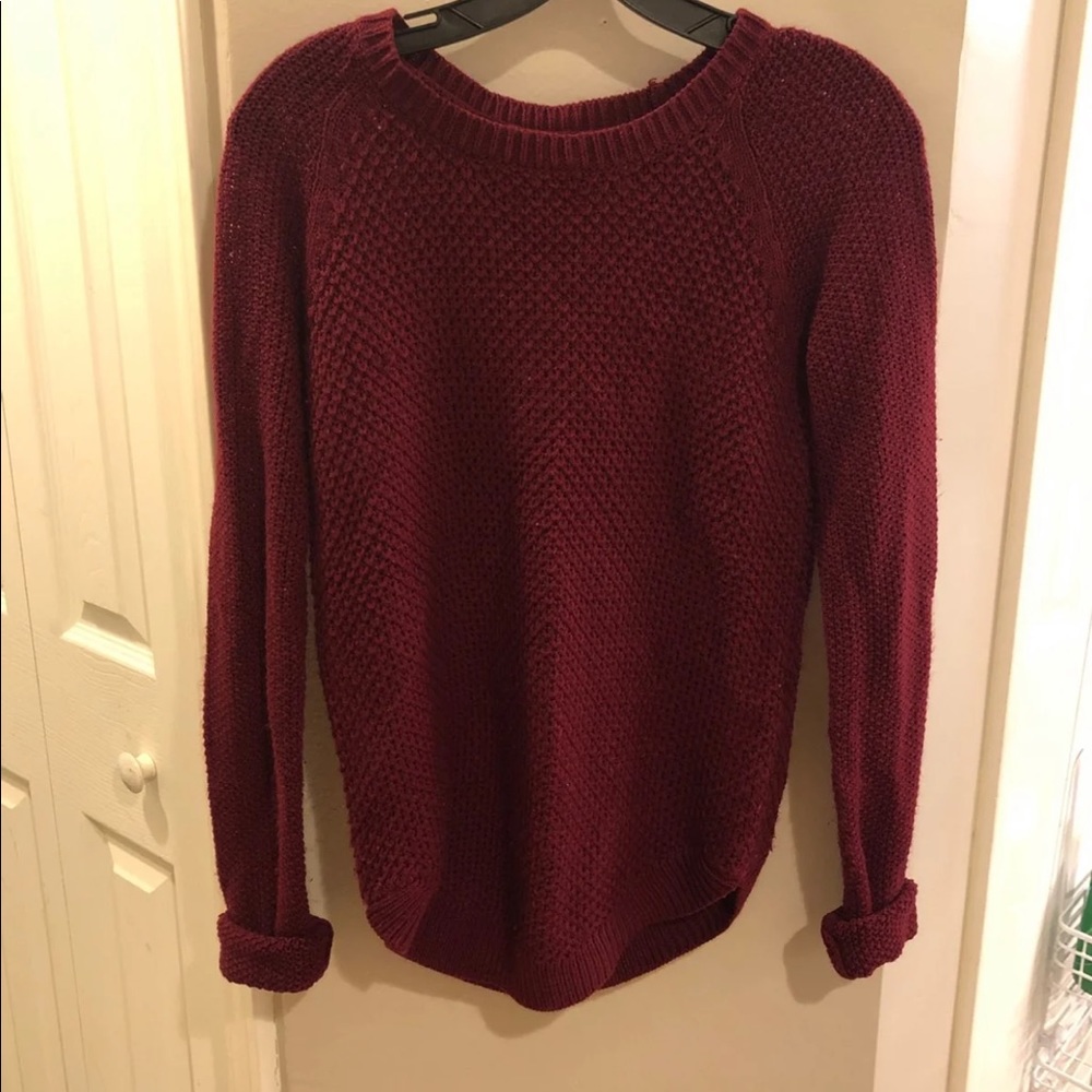 maroon sweater